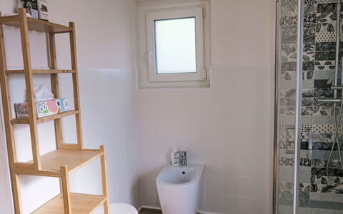 Delle Maschere: Property, Plumbing Fixture, Window, Wood, Interior Design, Bathroom, Toilet Seat, Floor, Flooring
