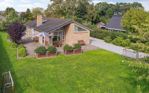 Agneta - 150M from the Sea: Home, Cottage, Porch, Hardwood, Siding, Deck, Shade, Plank, Estate, Garden Buildings
