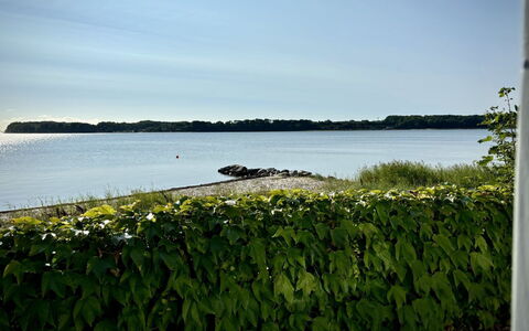 Drifa - 20M from the Sea: House, Home, Roof, Residential Area, Cottage, Estate, Farmhouse, Lawn, Landscaping, Siding