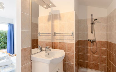 Accommodation:&nbsp;Murticcio 2 200.2