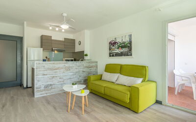 Accommodation:&nbsp;Gran Reserva 476.29