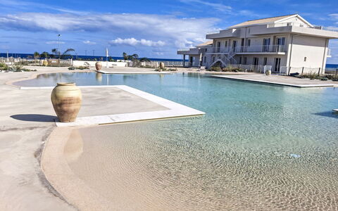 Sogno di Emanuel: Resort, Swimming Pool, Estate, Mansion, Villa, Seaside Resort, Resort Town, Tropics, Water Feature, Hotel