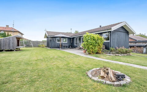Tenho - 150M from the Sea: Home, Cottage, Porch, Siding, Farmhouse, Outdoor Structure