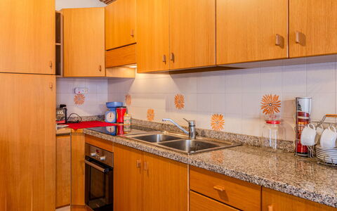 Ermeti: Kitchen, Kitchen Appliance, Countertop, Major Appliance, Wood, Cabinetry, Flooring, Interior Design, Kitchen Sink, Floor