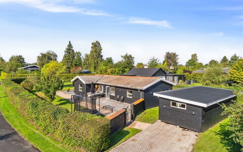 Frede - 1Km from the Sea: Roof, House, Home, Cottage, Door, Siding, Deck, Porch, Plank, Hardwood