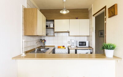 Accommodation:&nbsp;Pattaya 530.7