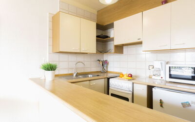 Accommodation:&nbsp;Pattaya 530.7