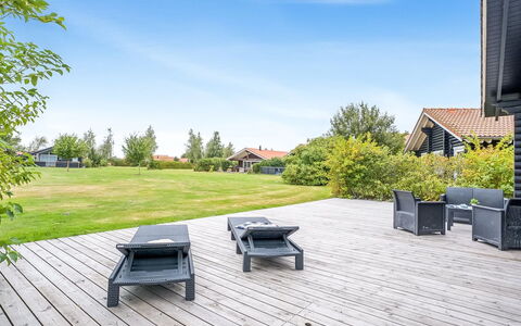 Salmina - 900M from the Sea: Roof, House, Land Lot, Home, Cottage, Estate, Garden Buildings, Shade, Log Cabin, Landscaping