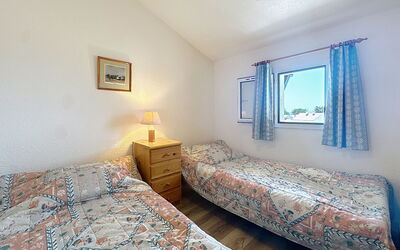 Accommodation:&nbsp;Port Saint-Jacques 200.4