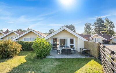 Hedde - 100M from the Sea
