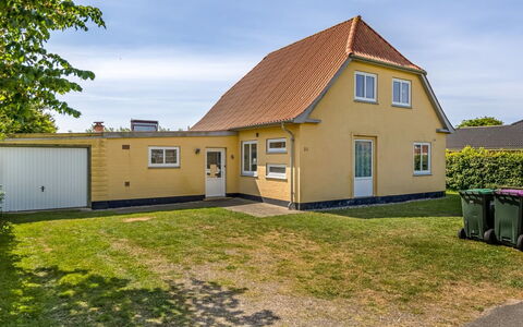 Slavomira - 12Km from the Sea: Estate, Farm