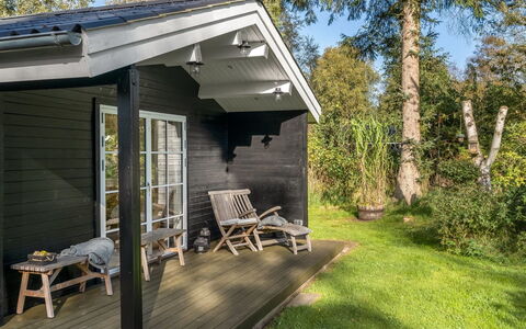Evi - 500M from the Sea: Grass, Grassland, Land Lot, Cottage, Rural Area, Meadow, Garden Buildings, Garden, Shed