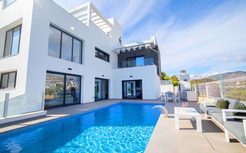 Villa Dorada: Sky, Property, Daytime, Water, Cloud, Swimming Pool, Window, Building, Plant, Azure