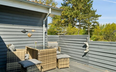 Hening - 50M from the Sea: Grass, Wood, Rural Area, Shrub, Cottage, Roof, Plain, Land Lot, Home, Groundcover