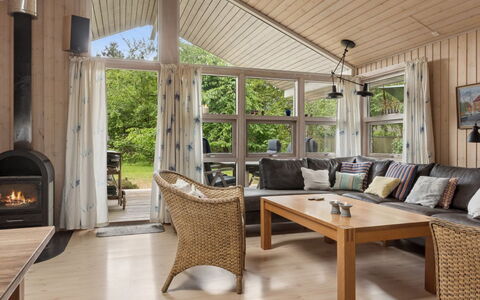 Tyyne - 250M from the Sea: Furniture, Interior Design, Wood, Couch, Ceiling, Living Room, Flooring, Floor, Home