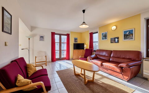 Green Valley Park Stárkov 10: Flooring, Interior Design, Floor, Furniture, Ceiling, Room, Living Room, Apartment, Wood Stain, Couch