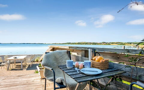Thermund - 5M from the Sea: Wood, Home, Porch, Deck, Hardwood, Roof, Wood Stain, Wood Flooring, Eco Hotel
