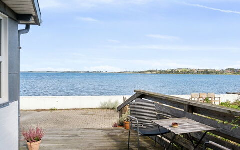 Thermund - 5M from the Sea: Wood, Home, Porch, Deck, Hardwood, Roof, Wood Stain, Wood Flooring, Eco Hotel