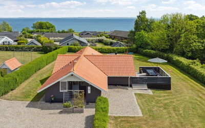 Bessi - 200M from the Sea