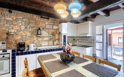 Accommodation:&nbsp;Erika 675.1