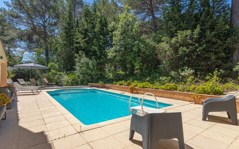 Les Mimosas: Plant, Water, Property, Sky, Swimming Pool, Azure, Shade, Wood, Interior Design, Outdoor Furniture