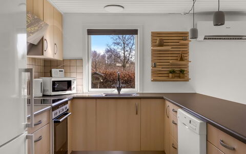 Diuri - 30Km from the Sea: Kitchen, Countertop, Kitchen Appliance, Interior Design, Cabinetry, Flooring, Wood, Major Appliance, Furniture, Ceiling
