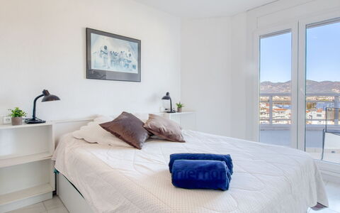 Empuriabrava 124: Bed, Furniture, Bedroom, Interior Design, Bed Sheet, Bedding, Room, Floor, Linens, Flooring