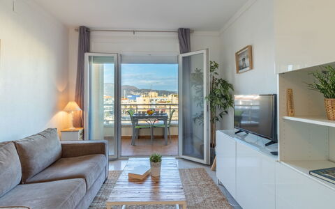 Accommodation:&nbsp;Club Nautic 124.24