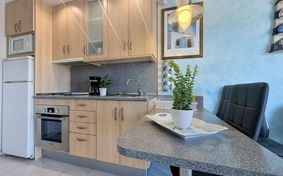 Accommodation:&nbsp;Club Nautic 124.17