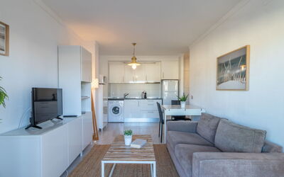 Accommodation:&nbsp;Club Nautic 124.24