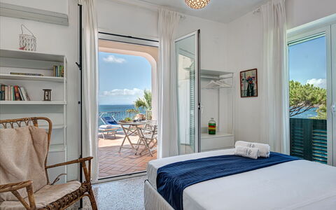 Apt Blu Mare Sorrento Coast: Furniture, Property, Blue, Comfort, Azure, Lighting, Interior Design, Shade, Window, Chair