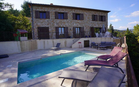 Lou Lann Vras: Swimming Pool, Residential Area, Resort, Outdoor Furniture, Composite Material, Estate, Villa, Hacienda, Thermae, Hotel