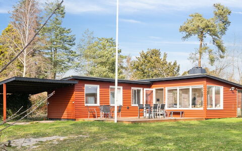 Salka - 200M to the Fjord: Furniture, Interior Design, Flooring, Floor, Ceiling, Room, Chair, Table, Apartment, Kitchen & Dining Room Table