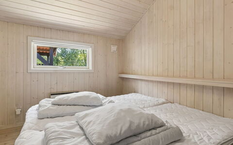 Aimo - 300M from the Sea: Bedroom, Wood, Flooring, Floor, Bed, Ceiling, Bed Sheet, Interior Design, Bedding, Room