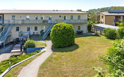 Franca - 75M from the Sea