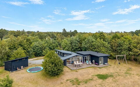 Veetrikki - 350M from the Sea: Home, Residential Area, House, Land Lot, Plain, Rural Area, Estate, Cottage, Garden, Garden Buildings