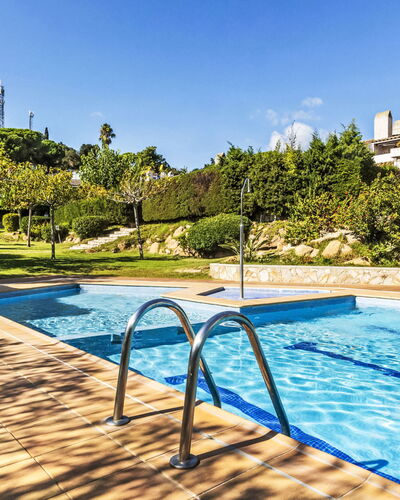 Nadia: Water, Plant, Sky, Daytime, Swimming Pool, Azure, Rectangle, Tree, Shade, Outdoor Furniture