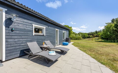 Hermanni - from the Sea: Furniture, Interior Design, Apartment, Flooring, Floor, Table, Chair, Room, Home, Kitchen & Dining Room Table