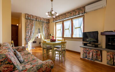 Accommodation:&nbsp;Il Borghetto di Castagnole 200.1