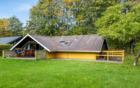 Amila - 30Km from the Sea: Cottage, Roof, Garden Buildings, Lawn, Shed, Farmhouse, Shade, Yard, Siding, Backyard