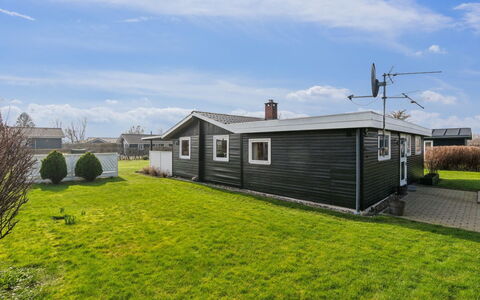 Bjarni - 175M from the Sea: Wood, Home, Porch, Deck, Hardwood, Roof, Wood Stain, Wood Flooring, Eco Hotel