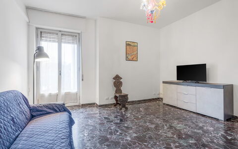 Romina Apartment, Florence, Campo Marte: Flooring, Floor, Interior Design, Room, Apartment, Ceiling, Furniture, Home, Wood Flooring, Living Room