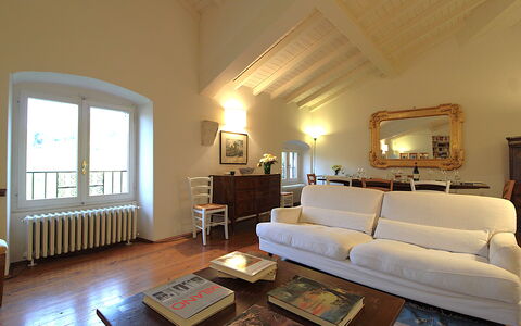 Il Vigneto, Verona, Pool, Wifi: Couch, Picture Frame, Furniture, Comfort, Building, Wood, Table, Living Room, Flooring, Window