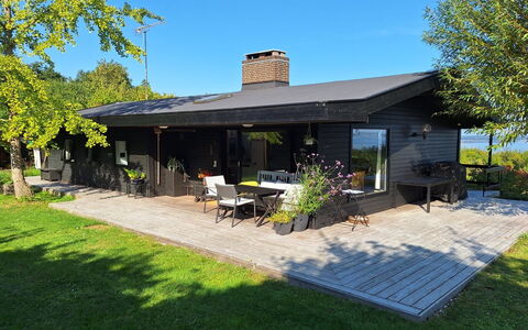 Adelbert - 600M to the Fjord: Cottage, Shed, Hut, Farmhouse, Prairie, Shack, Barn, Log Cabin, Garden Buildings