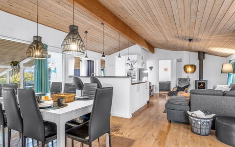Estella - 900M from the Sea: Furniture, Interior Design, Flooring, Wood, Ceiling, Wood Flooring, Couch, Floor, Living Room, Table