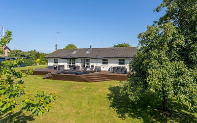 Laulu - 200M from the Sea