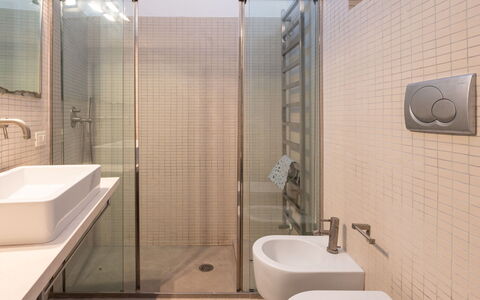 Il Faro: Bathroom, Plumbing Fixture, Flooring, Interior Design, Wall, Floor, Bathroom Sink, Sink, Mirror, Plumbing
