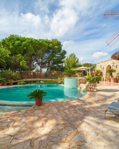 Son Siurana: Cloud, Water, Sky, Plant, Swimming Pool, Azure, Outdoor Furniture, Arecales, Shade, Leisure