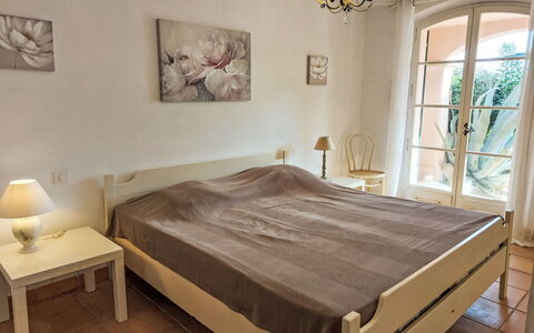 Bonne Terrasse: Furniture, Building, Property, Comfort, Wood, Picture Frame, House, Bed Frame, Interior Design, Pillow