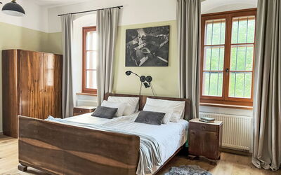 Accommodation:&nbsp;Rezidenca Korman 100.1